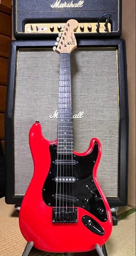Guitare électrique squier - électrique,