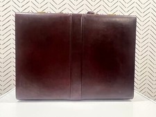Vtg burgundy leather  briefcase, valise, attache' w/spacious organizer, EVC