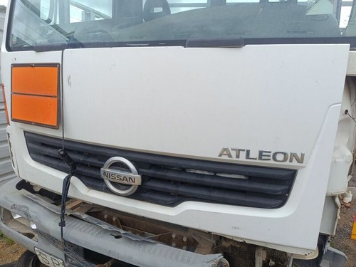 F5100la7m0 capot nissan - f5100la7m0,