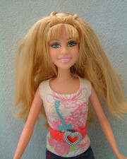 Mattel HANNAH MONTANA fashion doll - 10" - nice hair