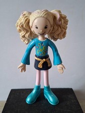 FIGURINE POUPÉE FLEXIBLE