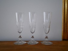Lot 3 flutes à champagne