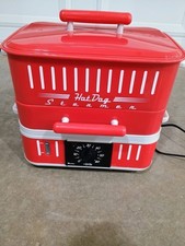 Cuizen CST-1412B Retro Hot Dog Steamer Red