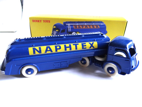 Dinky toys atlas panhard - dinky,
