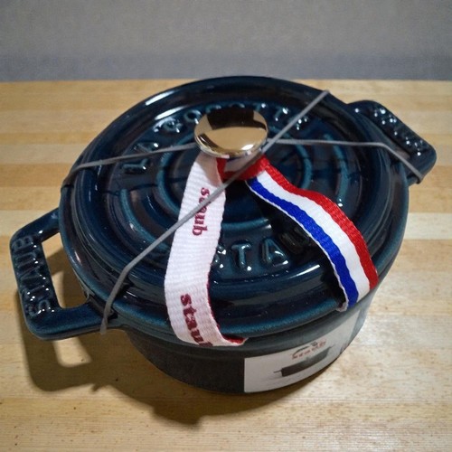 Staub pico cocotte - , ronde