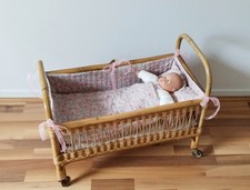 Berceau vintage en rotin 