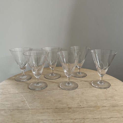 Lot verres pied à vin - verres,