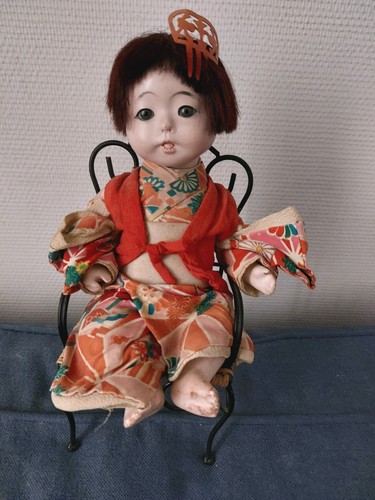 Belle poupee ancienne - poupee,