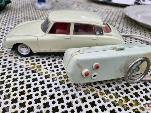 Voiture filoguidé slj - voiture,