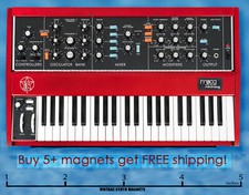 MOOG MINIMOOG VOYAGER XL BLUE