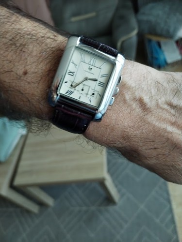 Montre modèle lip tank - modèle,