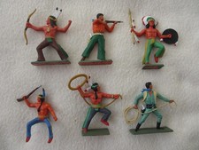 GREAT LOT OF VINTAGE INDIAN WESTERN COWBOY STARLUX FIGURES