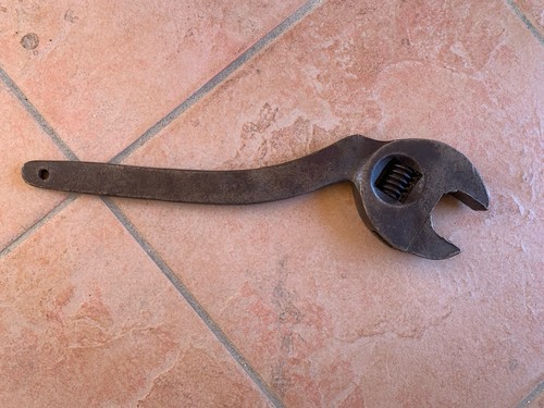 Ancienne clé molette - clé, à