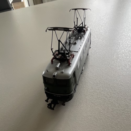 Locomotive électrique - , ho