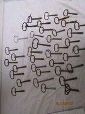 lot de 38 clés ancienne pour