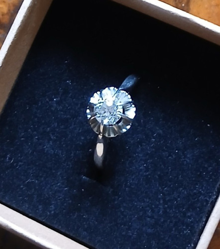 Bague gris et diamant - gris,