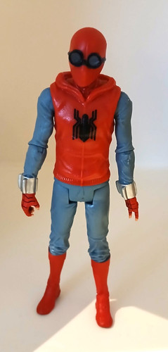 Figurine spider man homecoming - spider,