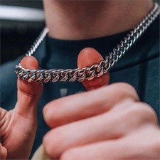 Collier à maillons cubains