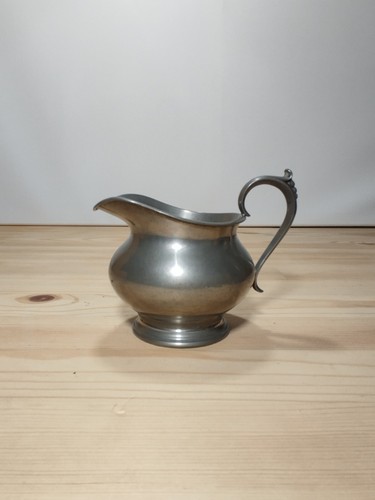 Cruche pichet lait - cruche,pichet,