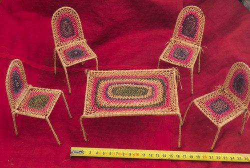 Chaises table poupée - chaises, 1