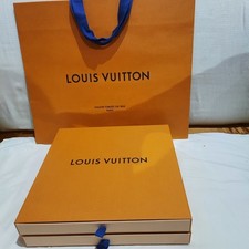 2 Boîtes vides louis vuitton