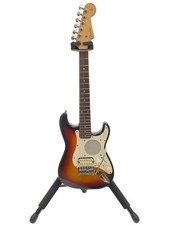 Guitare électrique Fender Japan ST-CHAMP