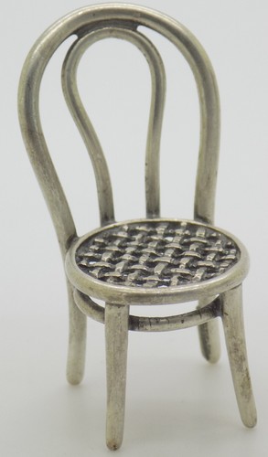 Chaise paillee miniature - chaise,