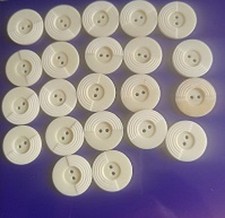 Lot de 22 boutons Jaunes NEUFS