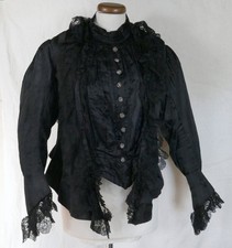 Haut de vêtement féminin