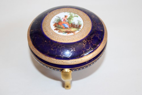 Bonbonnière porcelaine de - bonbonnière, en