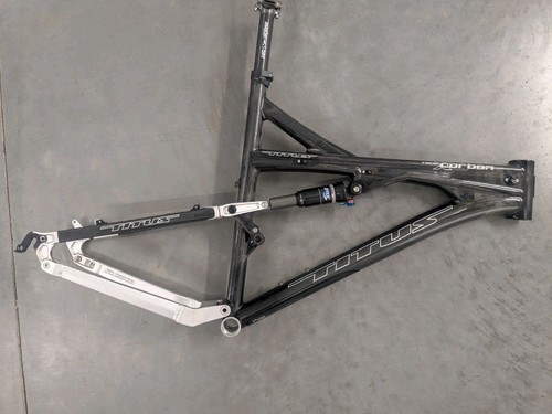 Titus carbon fiber mountain - carbon,
