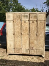 Vestiaire armoire métallique