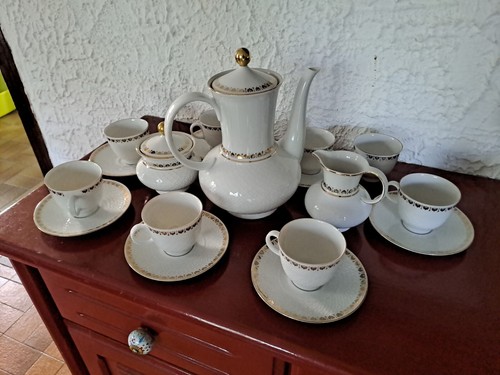 Service the porcelaine - service, à