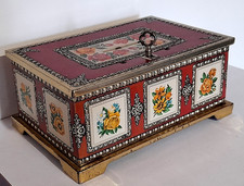 ancien coffre tirelire à clé