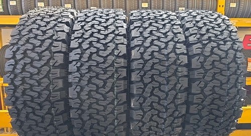 Pneus hors route 235 - route, 235/65r17
