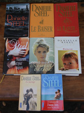 DANIELLE STEEL - LOT DE 8