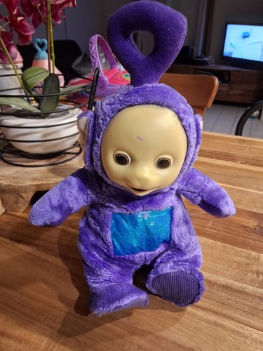 Peluche r702 tinky winky - :,