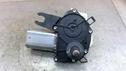 Moteur essuie glace arriere
