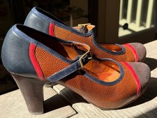 Chie Mihara Mary Jane Heels Size 38 - Brown Navy Red Leather Textured Retro Chic