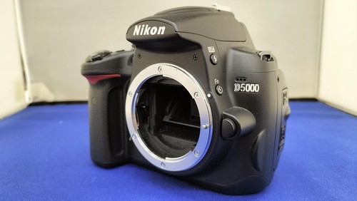 Nikon d5000 dslr - dslr, body