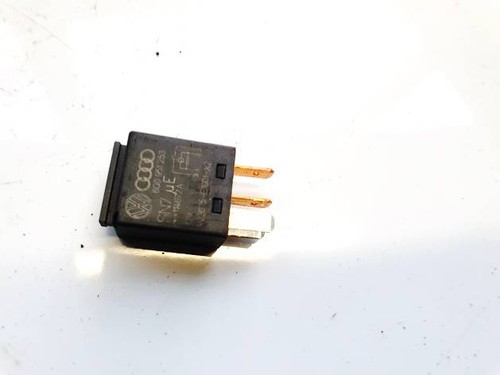 Volkswagen caddy 2008 relay - caddy,