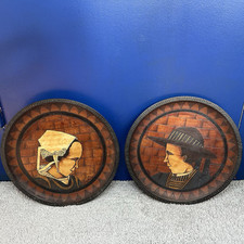 2 Assiettes En Bois Paul Fouillen Quimper Art Populaire Breton Années 1930