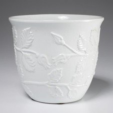 Vintage White Leaf Embellished Jardiniere Planter Cache Pot 6"h 6.75"dia
