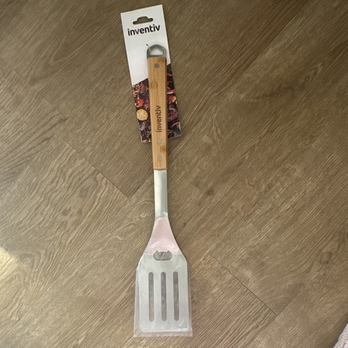 Inventiv spatule spécial