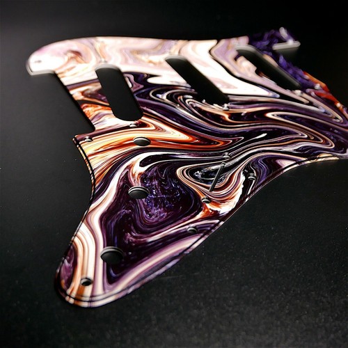 Pickguard fender strat - pickguard, •