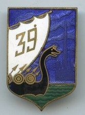  INSIGNES MILITAIRES  A IDENTIFIER  drago paris 