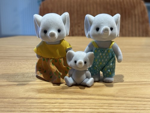 Lot sylvanian families - b,