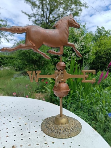 Petite girouette cheval - , en