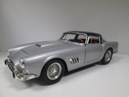 Ferrari 410 superamerica - superamerica, gris