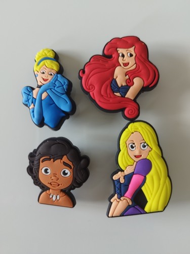 Lot clips pins pour - pour, crocs
